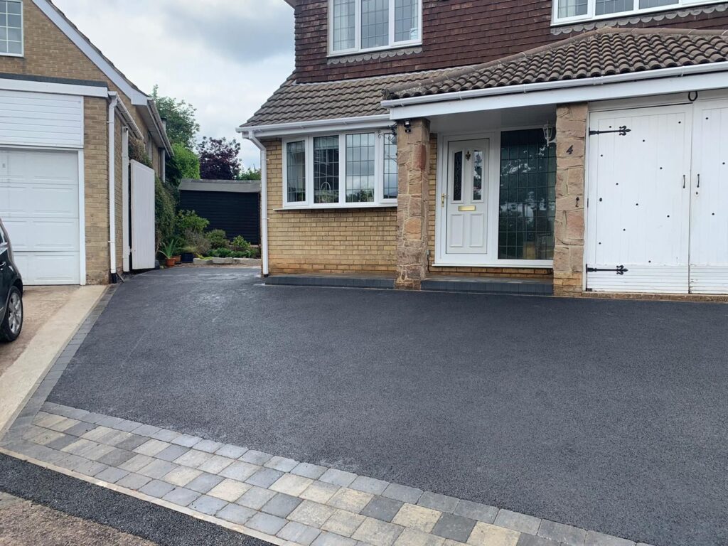 Driveways Wolverhampton: Transform Your Home with a Stunning, Durable Driveway